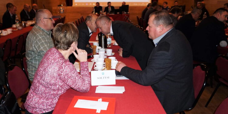 Kolbuszowa: Radna pyta o podwyżki diet