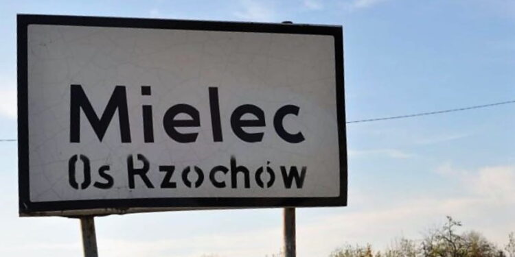 Mielec: Zatkane hydranty w Rzochowie