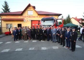 Jastkowice: 105 lat OSP i nowy wóz bojowy