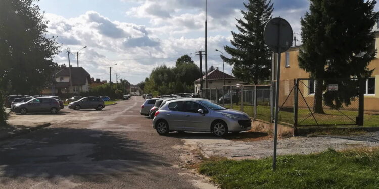 Kolbuszowa: Zaniedbana Kolejowa.