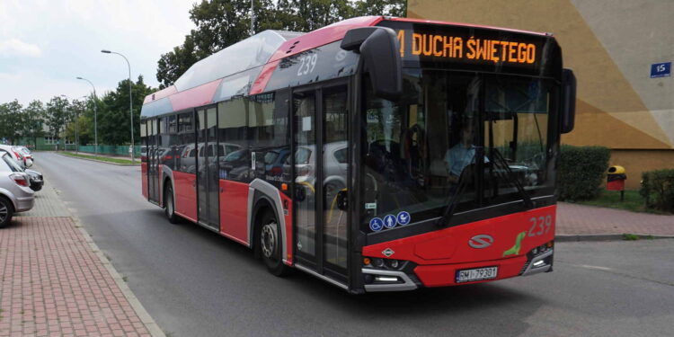 Mielec: Chcą autobusów na Kolejowej.