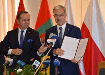 Stalowa Wola: Kompas dla super ministra