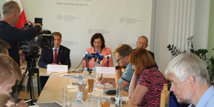 Mielec:  Skorzystają z pomocy Funduszu Dróg Samorządowych