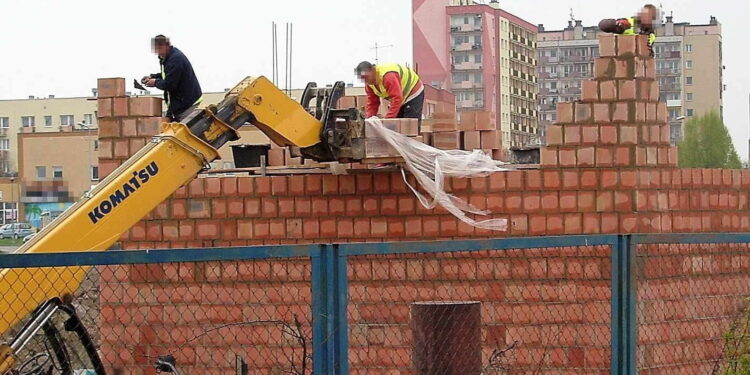 Kolbuszowa: Ukraińcy pracują nad Nilem.