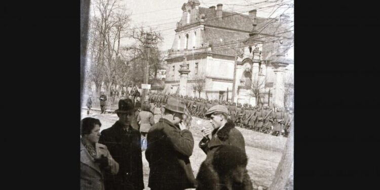 Sandomierz: Dziś wernisaż wystawy fotografii „Sandomierz w czasie okupacji” i projekcja filmu dokumentalnego.
