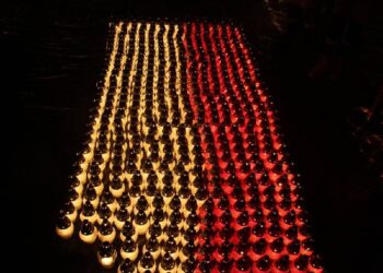 Mielec: Światełko pamięci dla Łyczakowa.