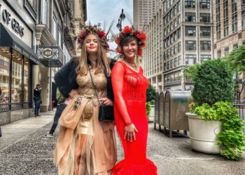 Tarnobrzeg, Nowy Jork, Sandomierz. Suknie Justyny Wesołowskiej na Manhattanie. Niebawem pokaz kolekcji w Zamku Królewskim.