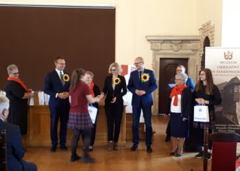 Sandomierz: Rozstrzygnięto konkurs plastyczny „Przyprowadź mamę na badania”.