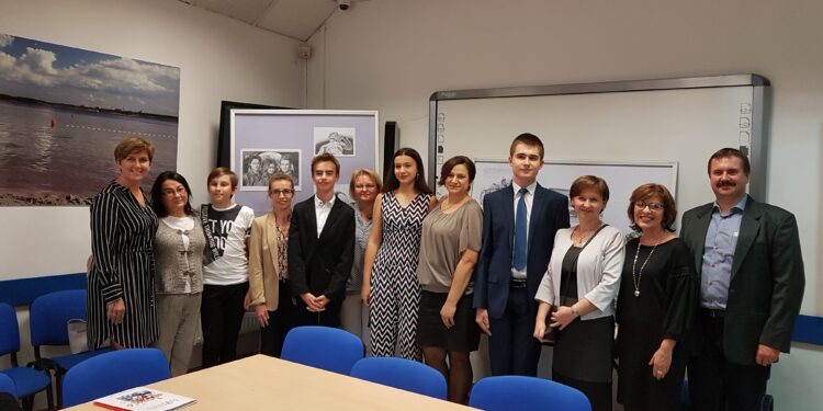 Tarnobrzeg. Przyznano stypendia Fundacji LEONARDO.