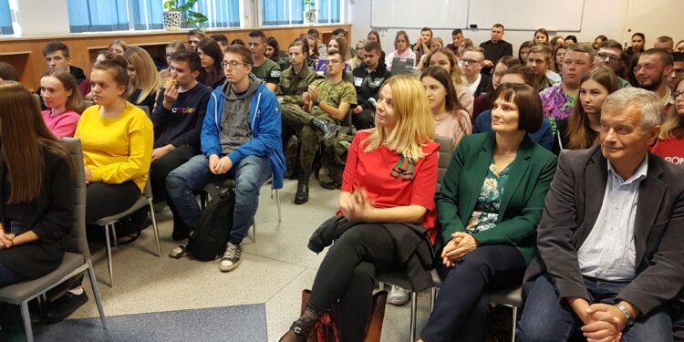 Tarnobrzeg. O handlu ludźmi w „Górniku”.