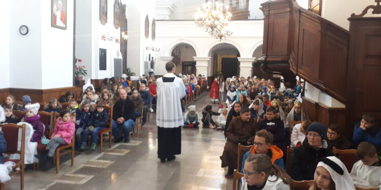 Sandomierz: Święci, zabawa i radość.