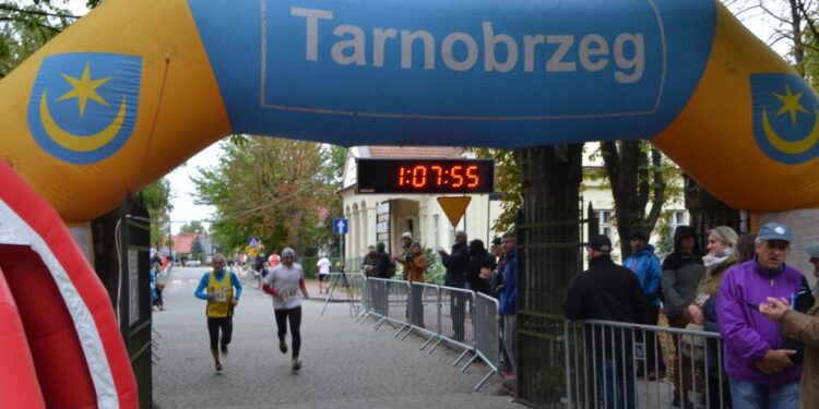 Tarnobrzeg: Pobiegnij od zamku do zamku