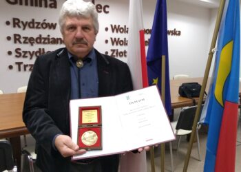 Mielec: Tytuły dla sołtysa i sołectwa.