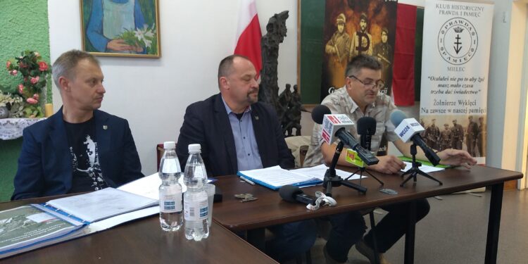 Mielec: Zamieszanie wokół pomnika!