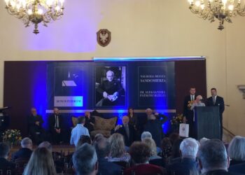 Sandomierz: Aleksander Patkowski honorowym obywatelem Sandomierza.