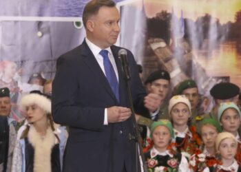 Nisko: Prezydent Andrzej Duda spotkał się z mieszkańcami Niska.