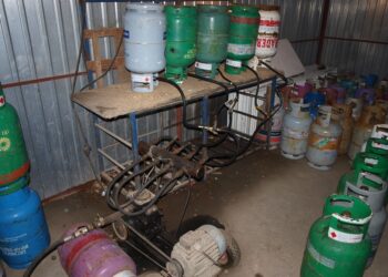 Mielec: Nielegalna przepompownia gazu.