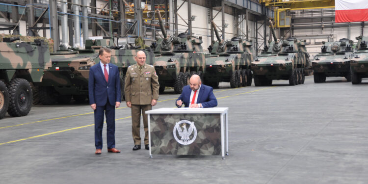 Stalowa Wola: HSW podpisała umowę na kolejne RAKi.