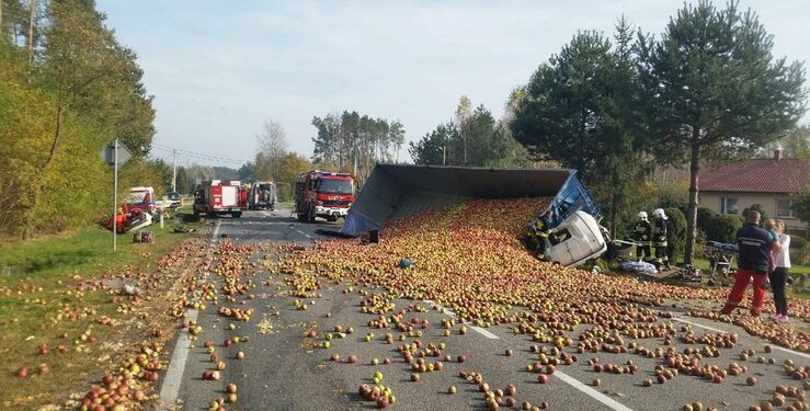 Łubnice: Zderzenie na krajowej 79
