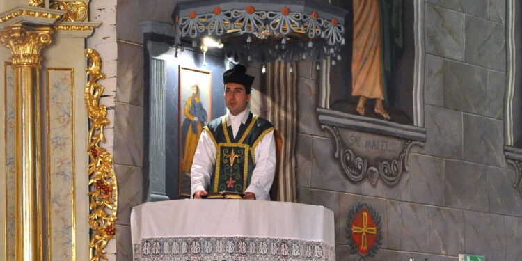 Kolbuszowa: Msza po łacinie.