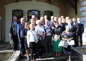 Mielec:  Nagrody dla nauczycieli.