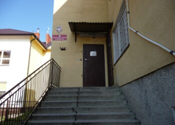 Grębów: Remont w budynku policji