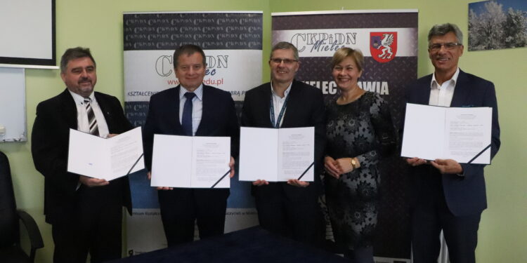 Mielec: Porozumienie  partnerskie.