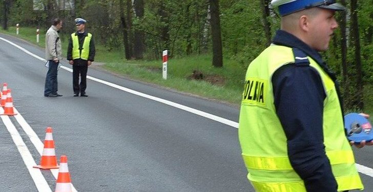 Widełka: Zderzenie dwóch osobówek