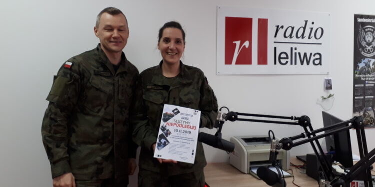 Sandomierz: Piknik wojskowy w przeddzień Święta Niepodległości.