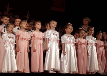 Sandomierz: Najmłodsi o ojczyźnie.