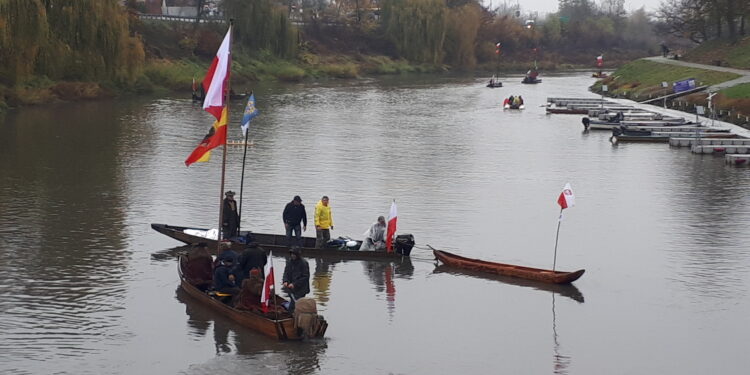 Sandomierz: Wyruszył III Rejs Niepodległości.
