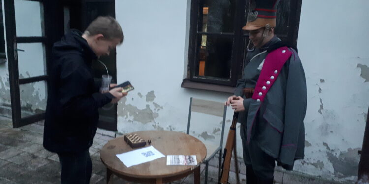 Skotniki: Historia i smartfony w koalicji dla Niepodległej czyli „Akcja Grzmot”.