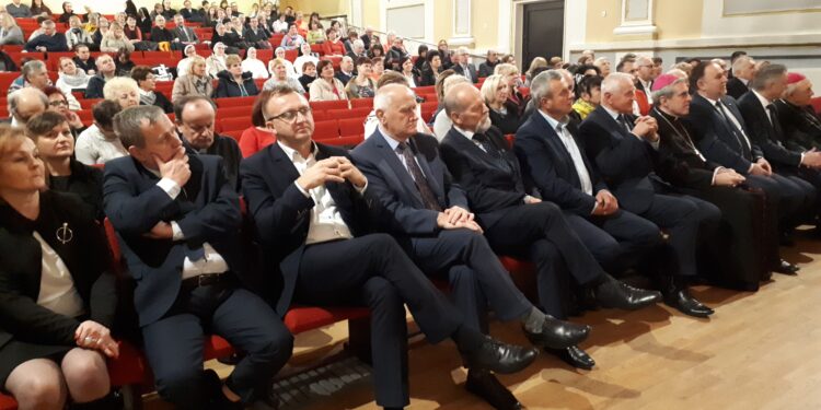 Sandomierz: „Solidarni z rodziną”.