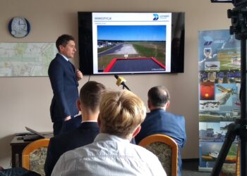Mielec: Oficjalne uruchomienie stacji paliw na lotnisku