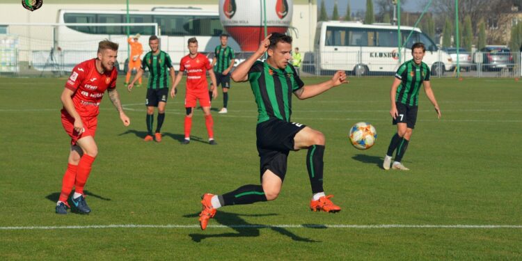 Stalowa Wola: Stalówka zgasiła Znicz.