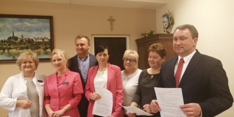 Sandomierz: Koniec sporu zbiorowego w sandomierskim szpitalu.