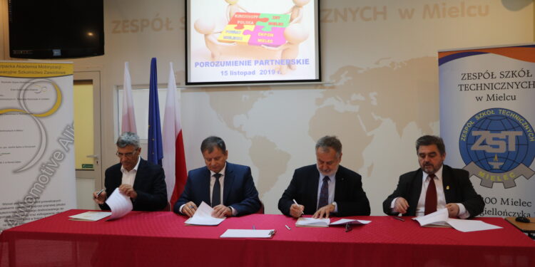 Mielec: Kolejna klasa patronacka