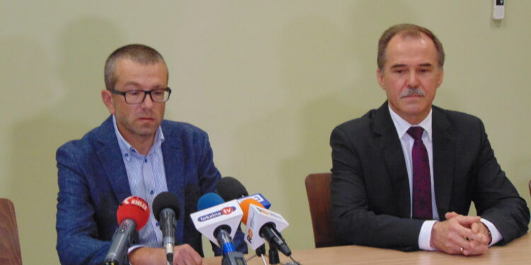 Ostrowiec Św.: Krzemionki oficjalnie z dyrektorem