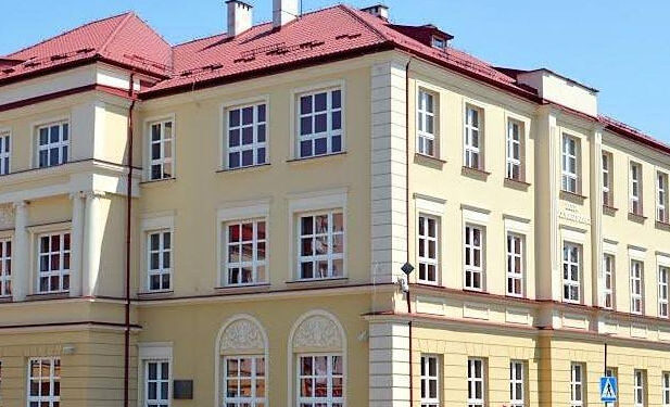 Nisko: Zakończył się I etap remontu sali gimnastycznej w LO