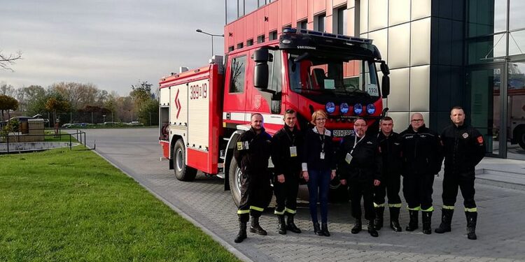 Gorzyce: OSP Trześń z nowym samochodem ratowniczo gaśniczym