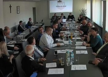 Borowa: Alkohol na sesji Rady Gminy?