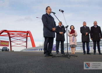 Dębica: Nowa przeprawa dostępna dla kierowców.