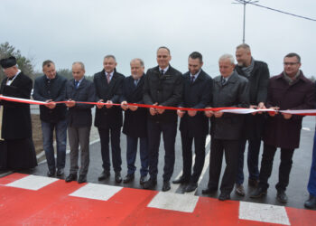 Pysznica: Droga powiatowa z rondem uroczyście otwarta