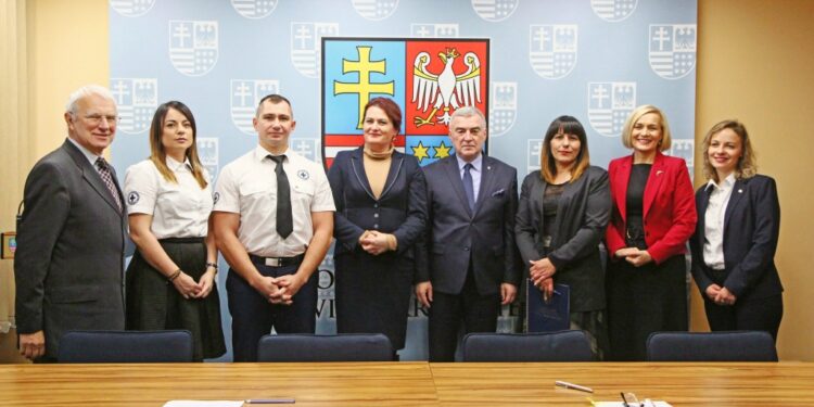 Świętokrzyskie: Staże dla zagrożonych wykluczeniem.