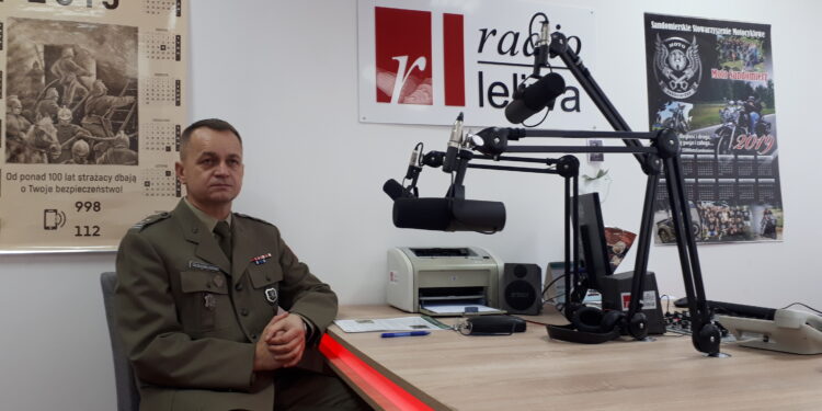 Rozmowa z podpułkownikiem Arturem Gołębiowskim z Wojskowej Komendy Uzupełnień w Sandomierzu.