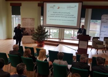 Baranów Sandomierski. Szkolnictwo zawodowe i rynek pracy tematem konferencji.