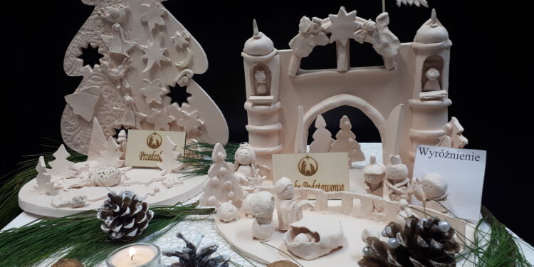 Sandomierz: Wystawa szopek w Porcie Kultury.