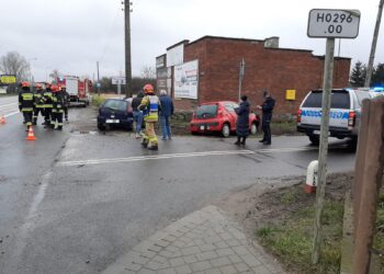 Sandomierz: Zderzenie dwóch samochodów