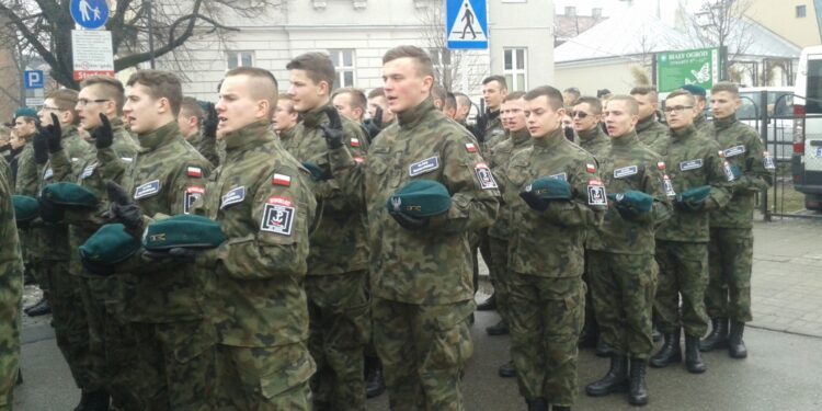 Nisko: Pieniądze z MON na umundurowanie dla klas wojskowych
