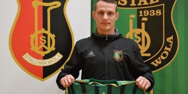 Stalowa Wola: Pierwsze zmiany w Stalówce.